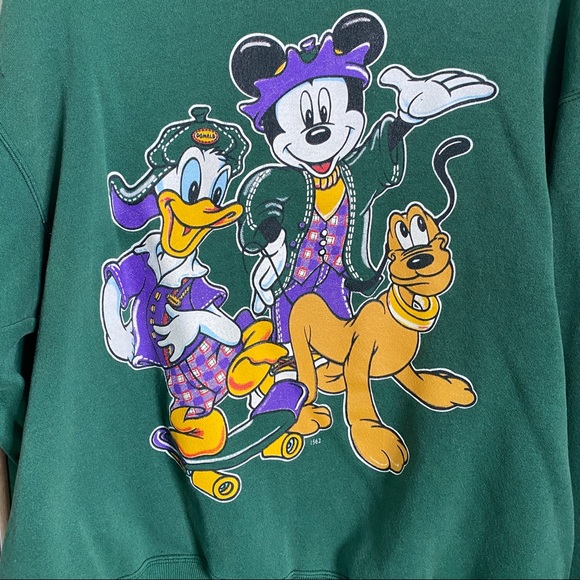 Disney Unlimited Vintage Green Sweatshirt sz M - Picture 2 of 4